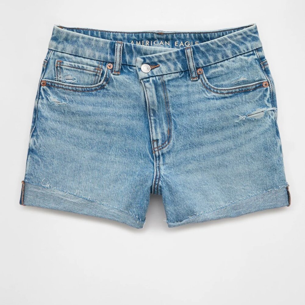 American Eagle Stretch Curvy Ripped Denim Mom Short - Size 8